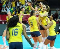 Brasil bate Rússia, mantém invencibilidade e pega os EUA na final