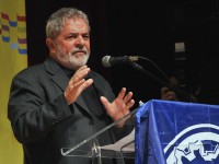 Ex-presidente Lula está com câncer na laringe e começa quimioterapia ainda esta semana
