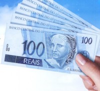 Dilma determina salário mínimo de R$ 622 em 2012